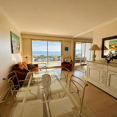 Apartamento Large, Light And Modern 2 Bedroomed In With Sea Views, Pool And Lovely Terrace - 1503 *