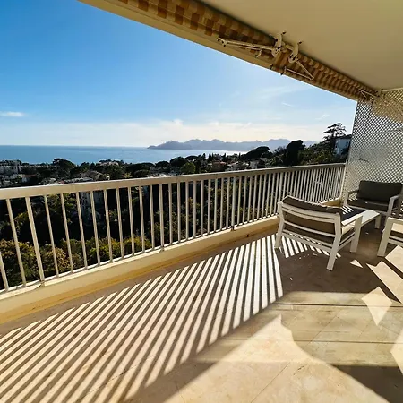 Large, Light And Modern 2 Bedroomed In With Sea Views, Pool And Lovely Terrace - 1503 Lägenhet *